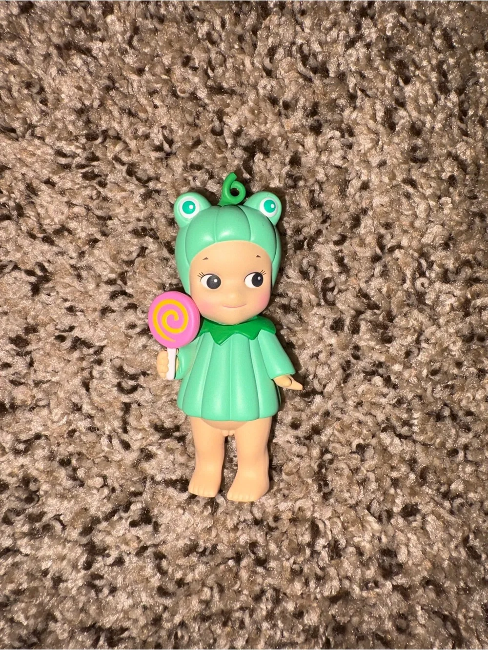 Pumpkin Patch Frog Sonny Angel